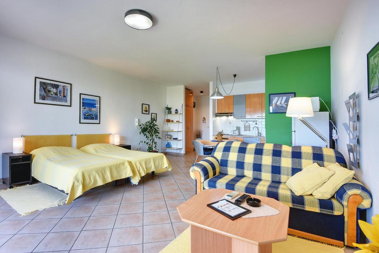 Apartments Villa Ana Medulin Exterior photo