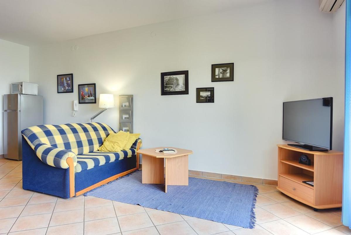 Apartments Villa Ana Medulin Exterior photo